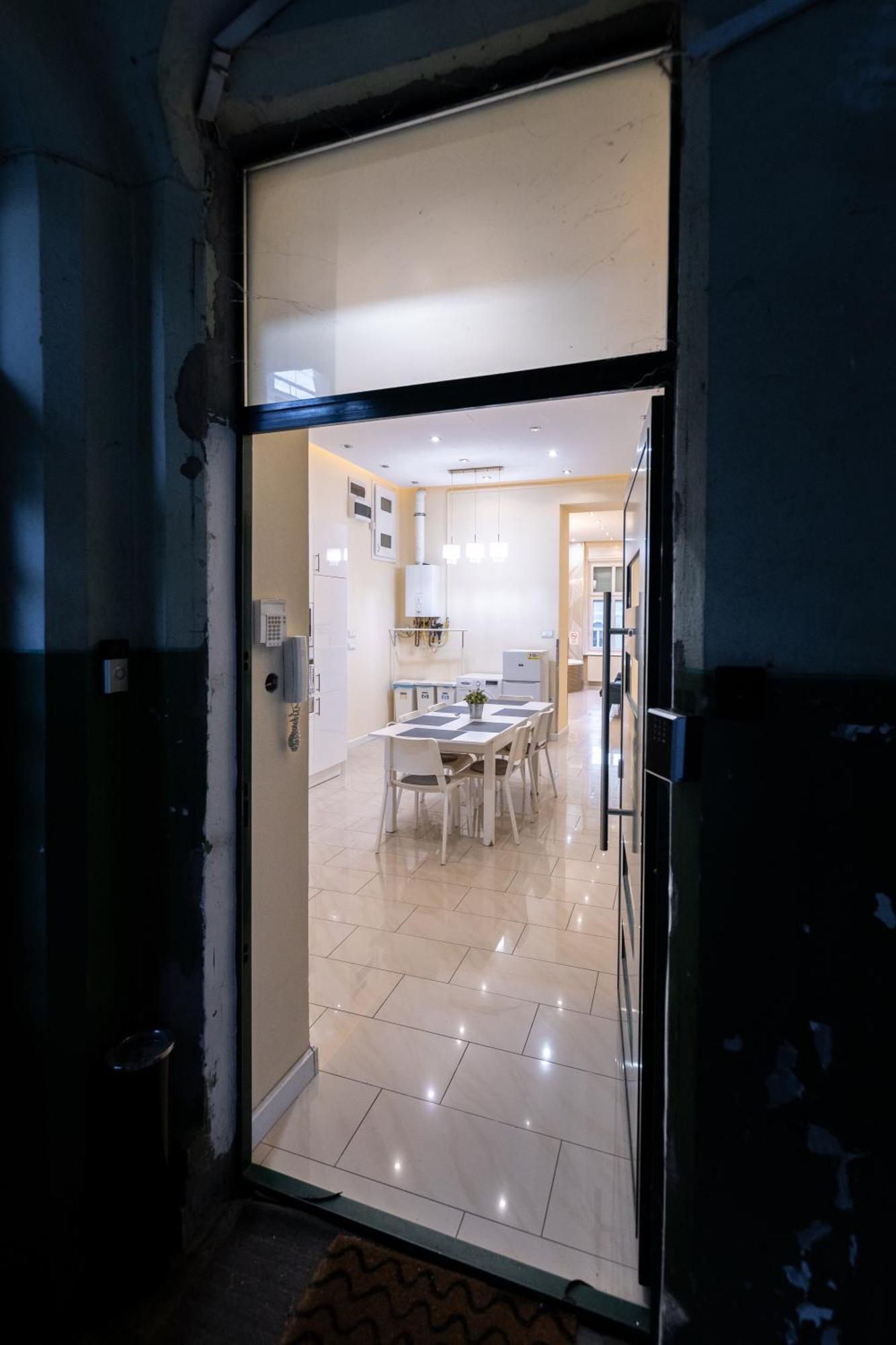 Erzsebet19 Apartment Будапеща Екстериор снимка