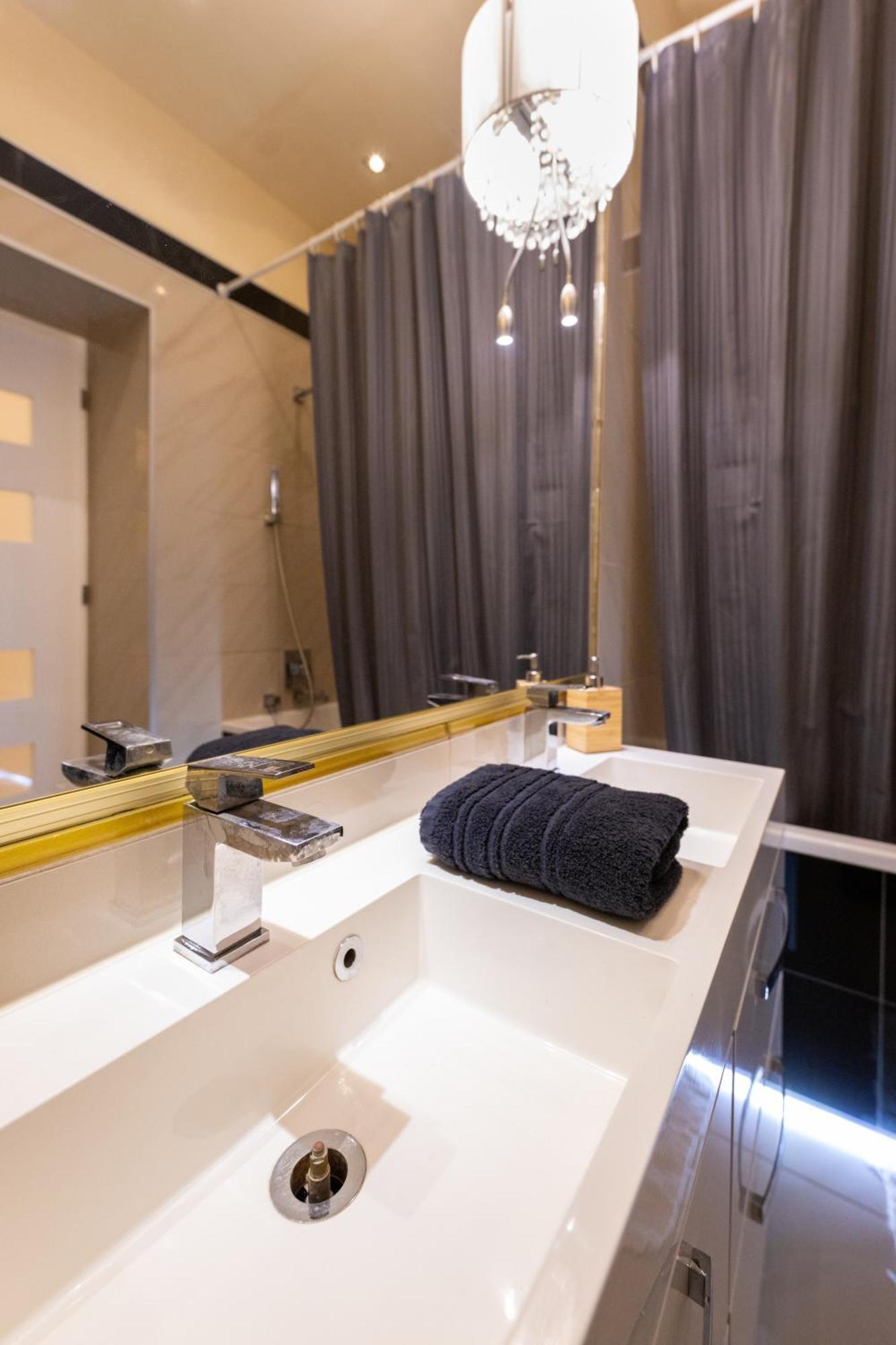 Erzsebet19 Apartment Будапеща Екстериор снимка